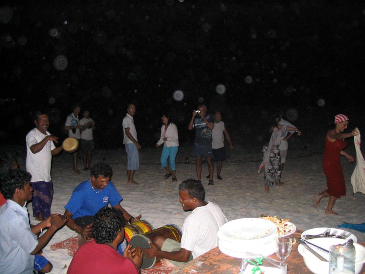 Dharavandhoo Stay Ngoại thất bức ảnh