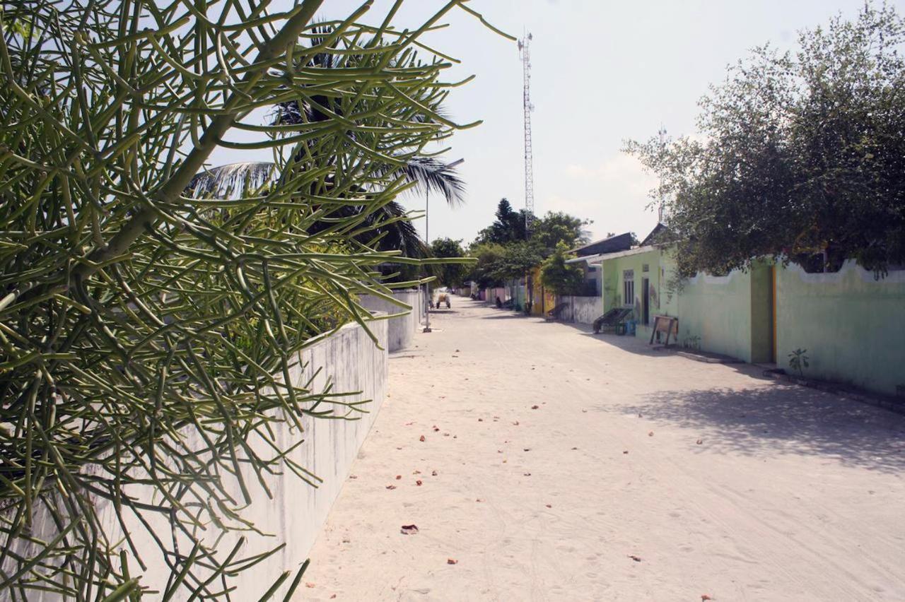 Dharavandhoo Stay Ngoại thất bức ảnh