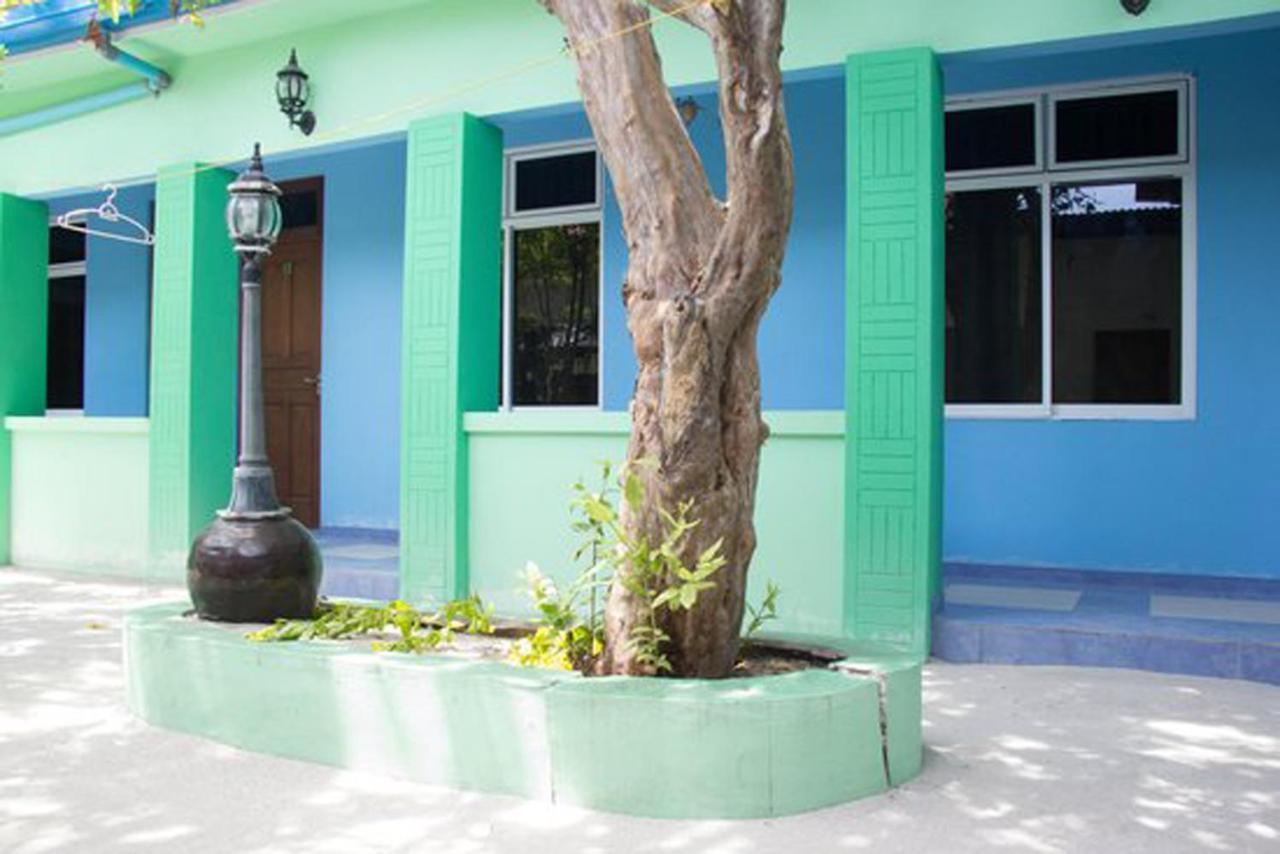 Dharavandhoo Stay Ngoại thất bức ảnh