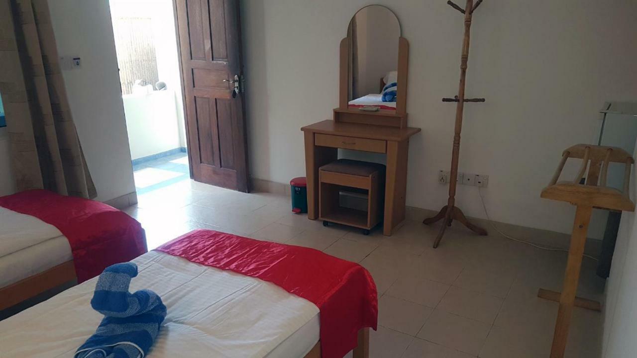 Dharavandhoo Stay Ngoại thất bức ảnh