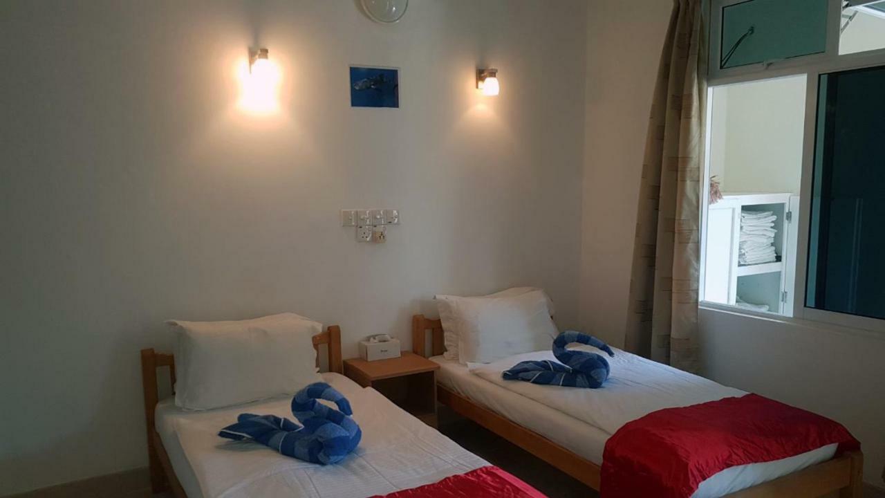 Dharavandhoo Stay Ngoại thất bức ảnh
